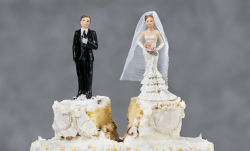 Humorous Cakes That Show Marriage Can End With a Laugh