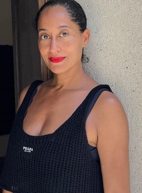 Tracee Ellis Ross Just Wants to Be Happy