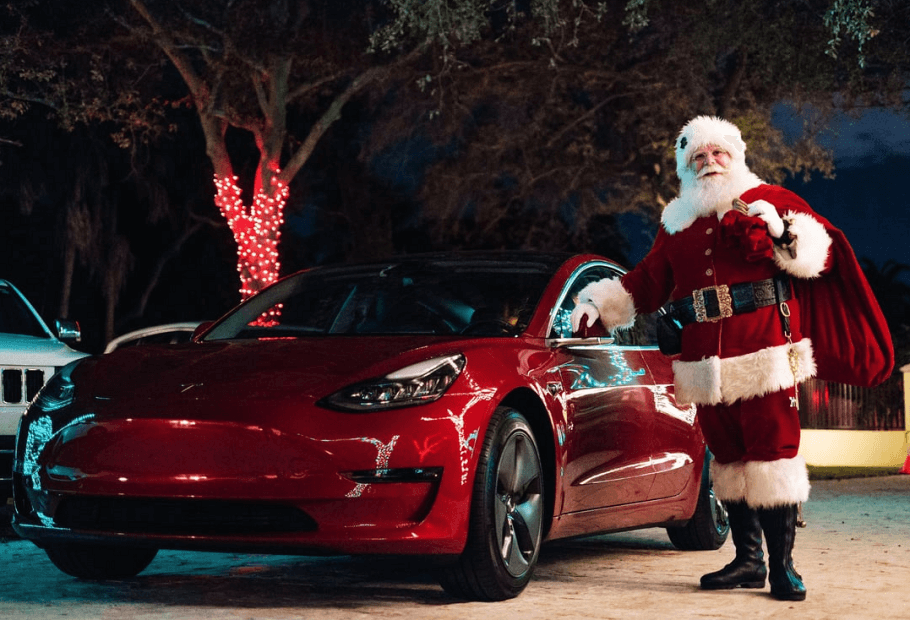 Christmas Gifts Any Auto Lover Will Appreciate