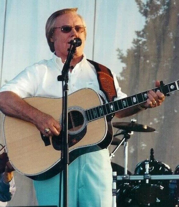 George Jones Grew Up in a Public Housing Project and Played for Pennies