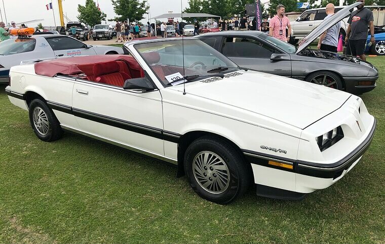 Pontiac Sunbird (1976–1994)