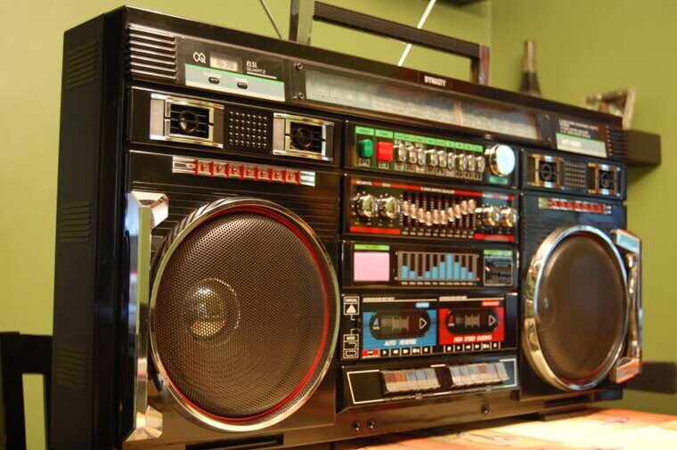 ​Setting Up a Boom Box for the Best Sound