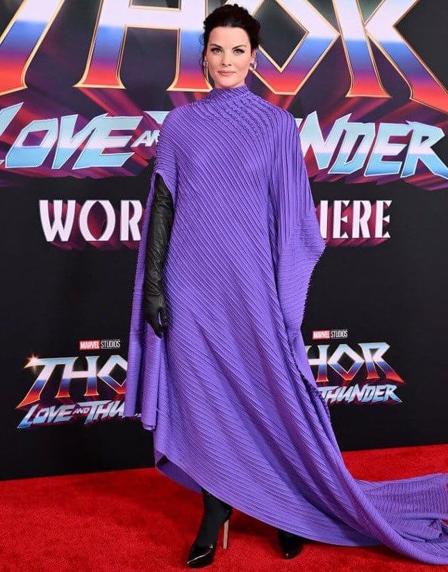 Gracing the Red Carpet in Your Grandma's Favorite Blanket