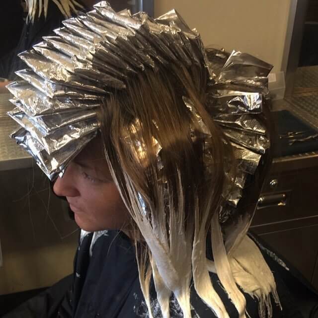 Il est temps de teindre les cheveux