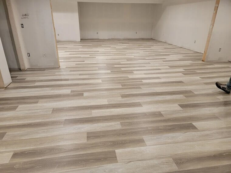 Laying Laminate or Luxury Vinyl Plank (LVP) Flooring