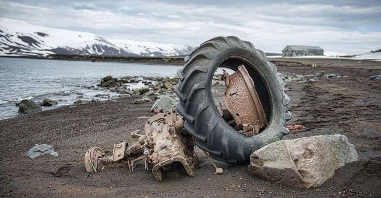 Is Antarctica Considered Dry Or Wet?