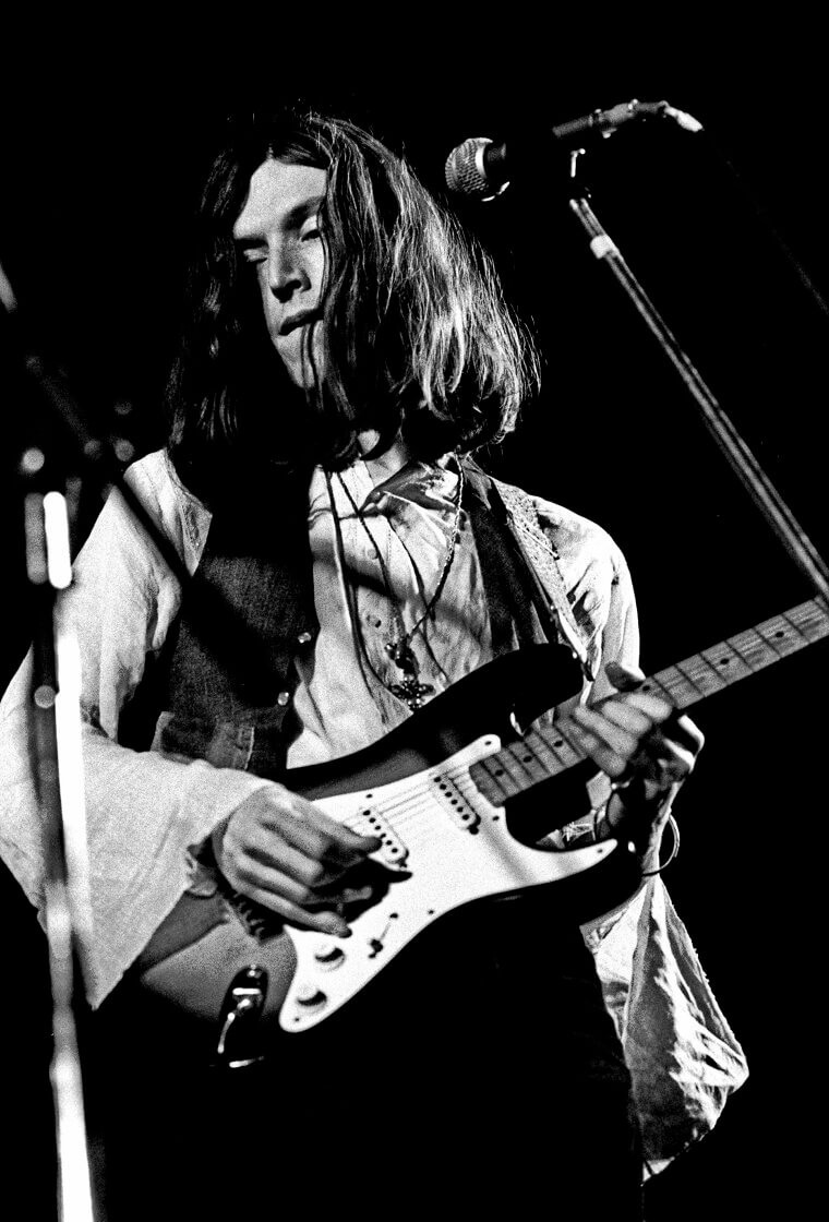 "Higher Love" by Steve Winwood - An Uplifting Spiritual Quest