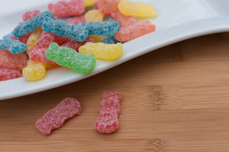 Sour Patch Kids są prawie identyczne jak szwedzkie ryby
