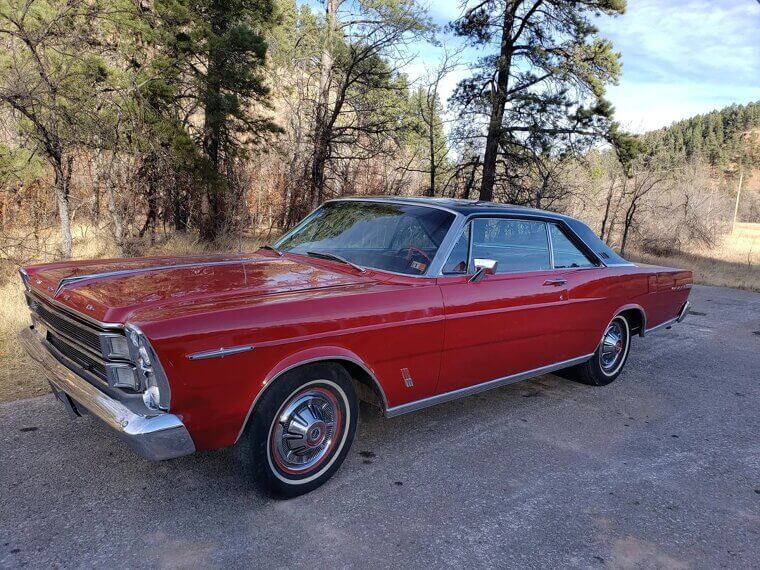 ​1966 Ford Galaxie 500 XL