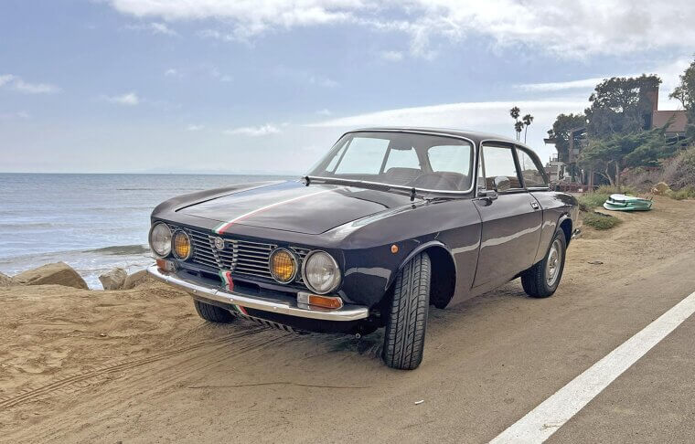 ​1974 Alfa Romeo GTV 2000