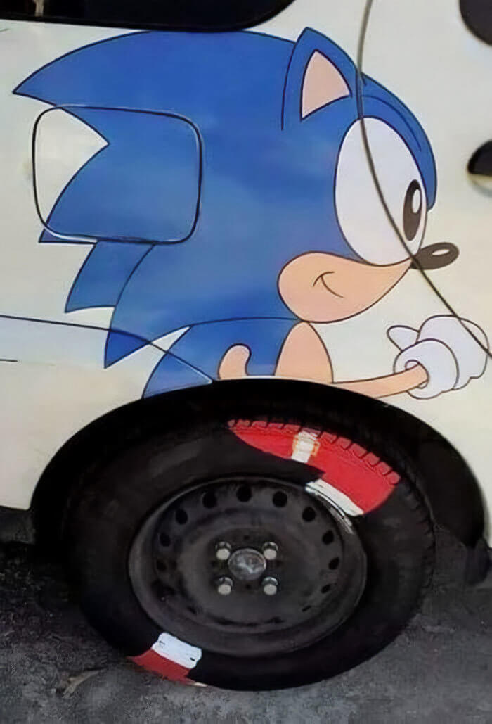 There Is No Stopping Sonic The Hedgehog From Running In Circles