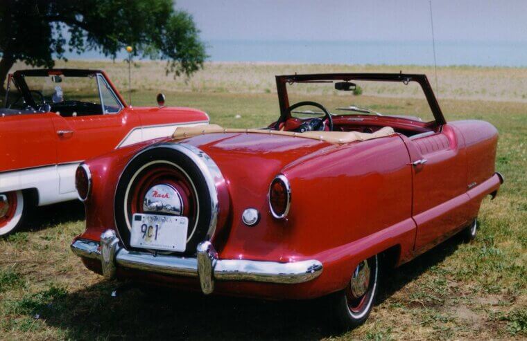 Exterior Fake Spare Tires on Trunks