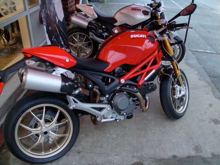 2009 Ducati Monster 1100