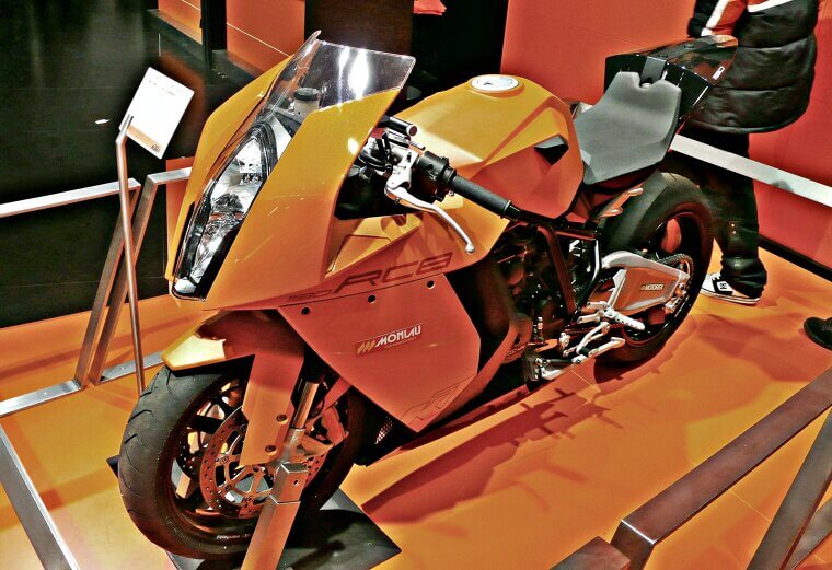 2013 KTM RC8