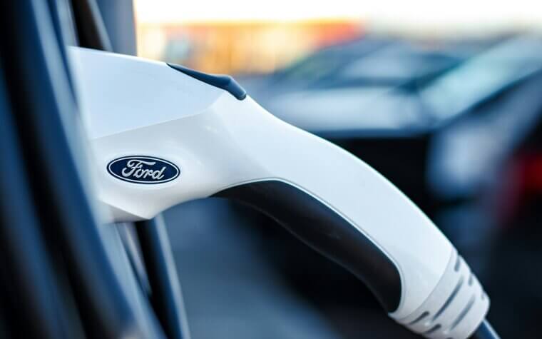 Keep Hybrid Vehicles Fully Charged