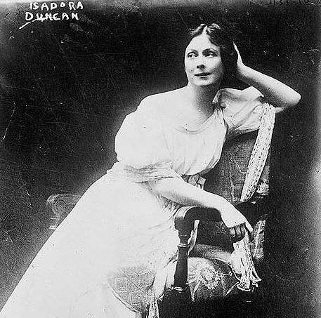 The Dancer Whose Scarf Strangled Her to Death