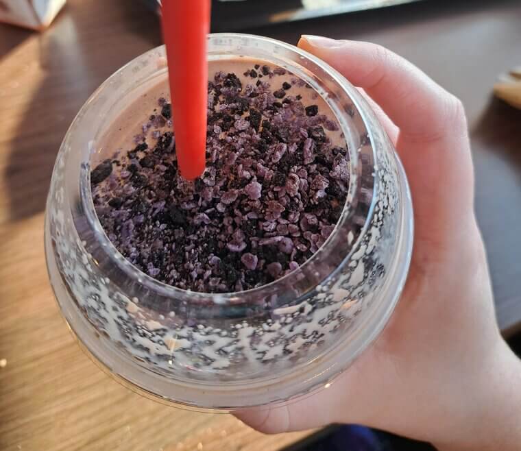 Oreo Cookie Chocolate Shake