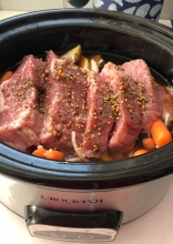 Genius Ways to Use a Crockpot to Save Money on Dinner