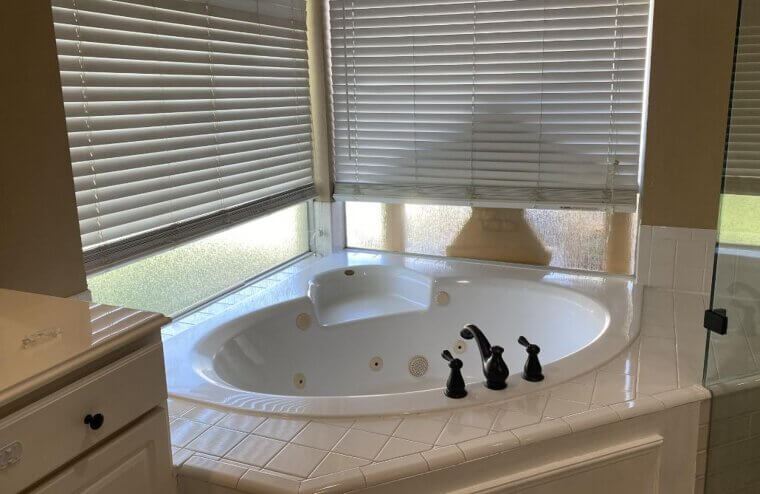 Jacuzzi Tubs