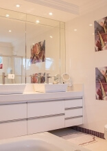 Bathroom Trends That Seemed Luxurious but Aged Terribly