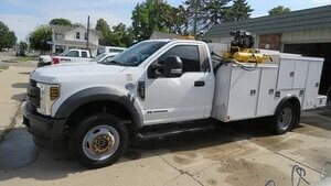 ​2019 Ford F-550 Regular Cab: $35,000