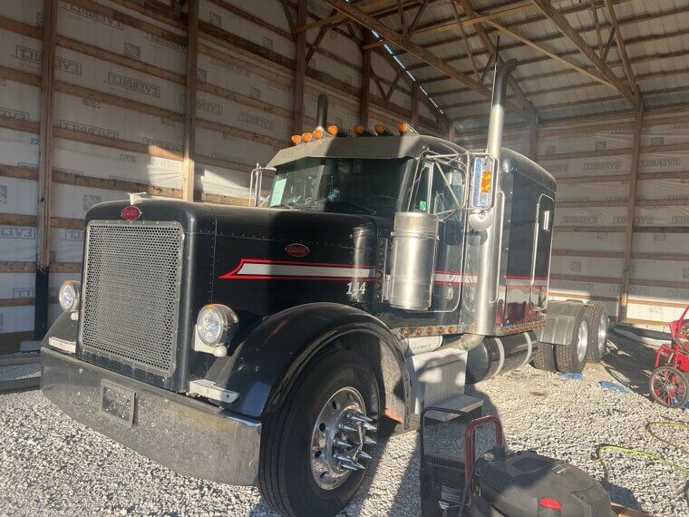 ​1997 Peterbilt 379: $10,000