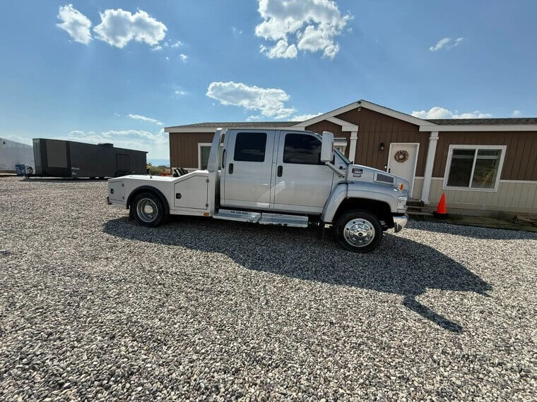 ​2005 GMC Topkick C4500: $34,000