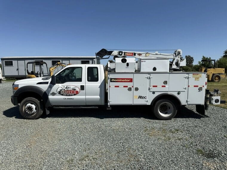 ​2012 Ford F-550 4x4 6.7L Diesel Mechanics Truck: $24,995