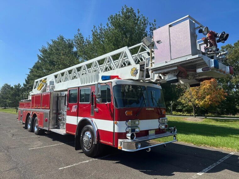 ​1989 Grumman 102’ Platform Fire Truck: $19,500
