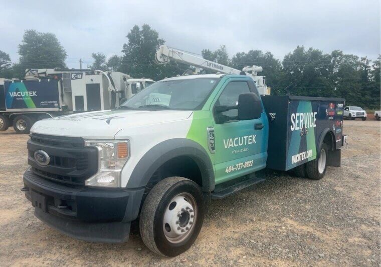 ​2022 Ford F-450 10' Reading Utility Mechanics Service Truck: $62,500