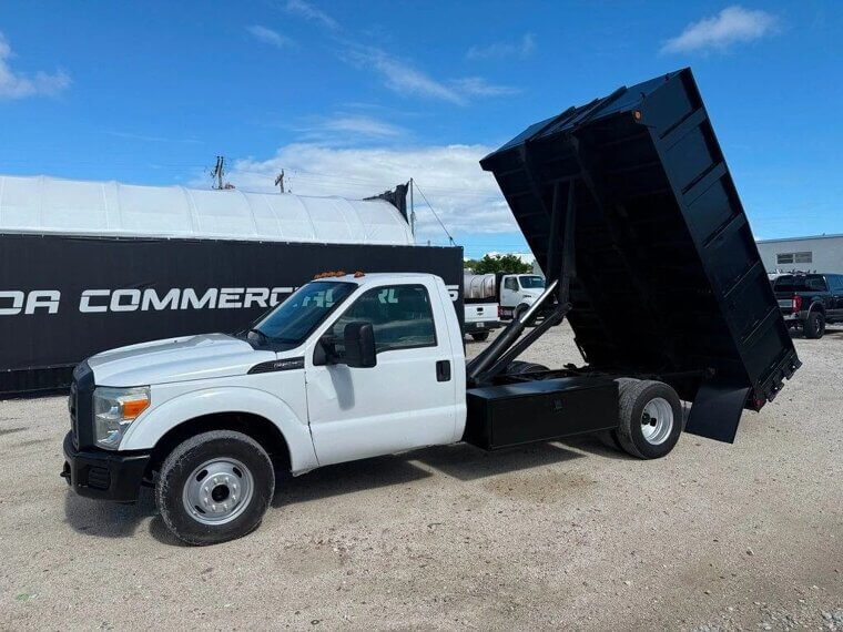 ​2015 Ford F-350 Dump Truck: $27,995