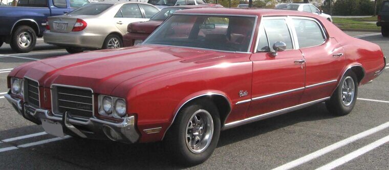 Oldsmobile Cutlass