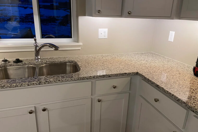 Heavy Granite Countertops With Busy Veining