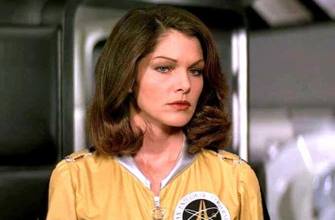 21. Holly Goodhead Played by: Lois Chiles