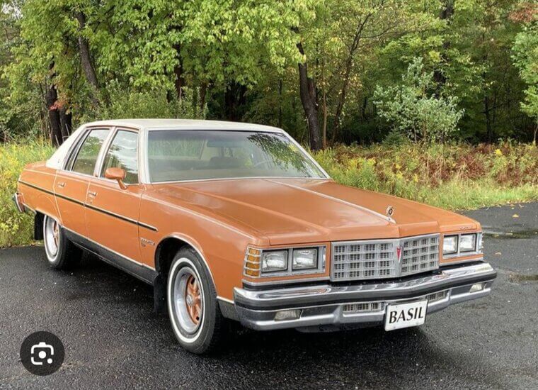 Pontiac Bonneville: The Luxury Muscle Cruiser