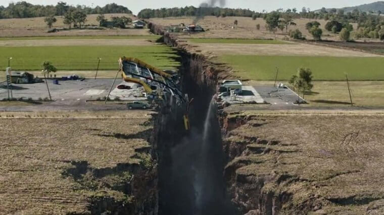 Earthquakes Seem to Be Conscious in Many Disaster Movies