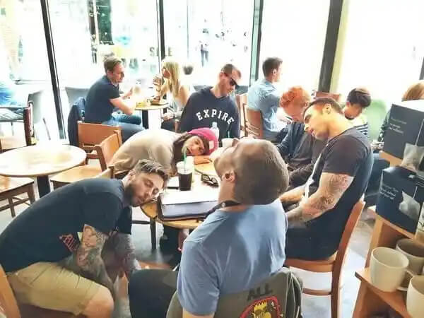 Vegas Is the Ultimate Place for Sleep-Deprived Partiers