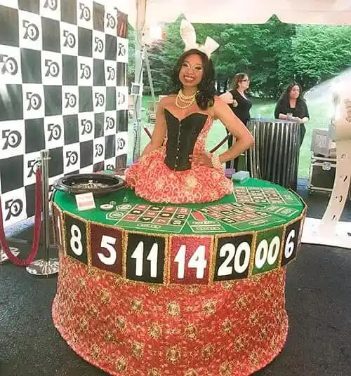 Woman Rocks Epic Casino-Themed Costume