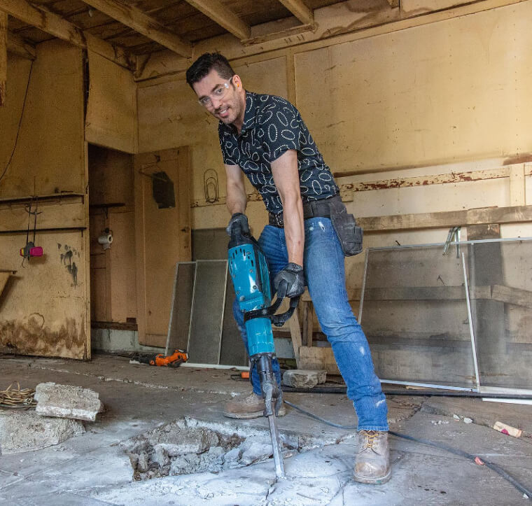 Jonathan Doesn't Actually Do the Work but Pays Other Contractors to Renovate