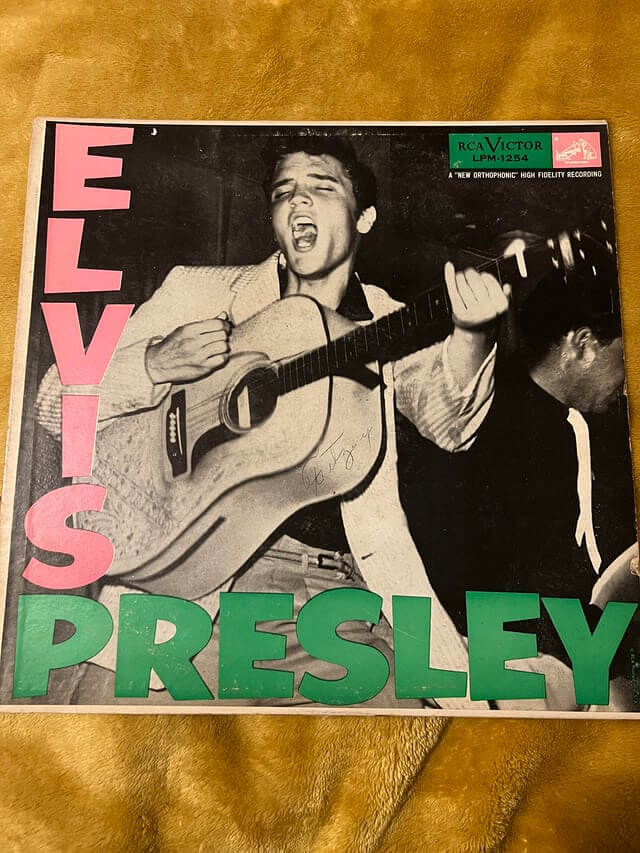 "That's All Right", 1954, Sun Records 209, Elvis Presley
