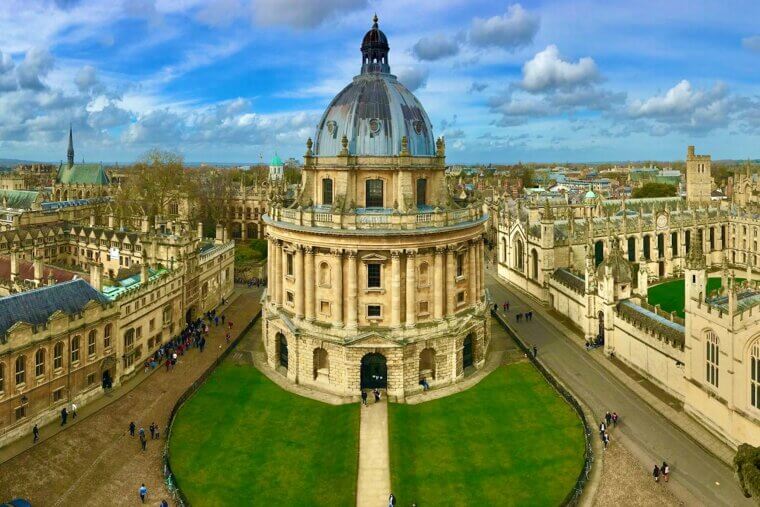 Oxford University – England
