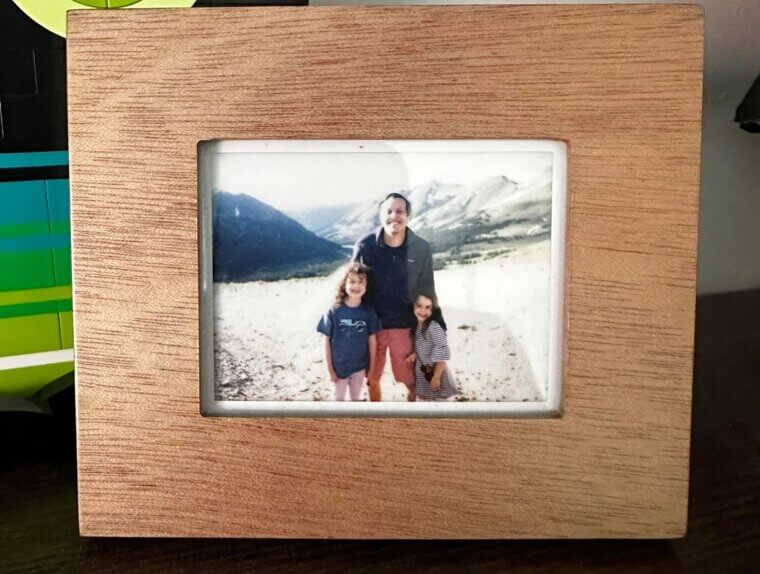 ​A Compact Photo Frame