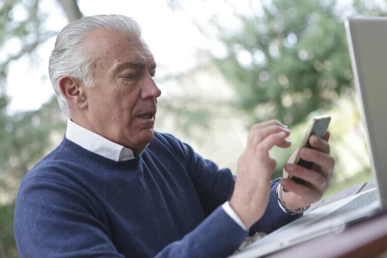 Get Quick Access to Certain Apps With a Customized Swipe of Your Fingers
