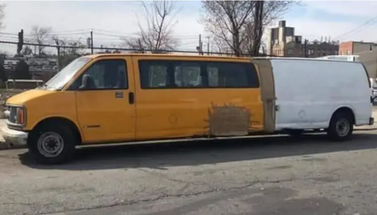 La camionnette limousine sans fin
