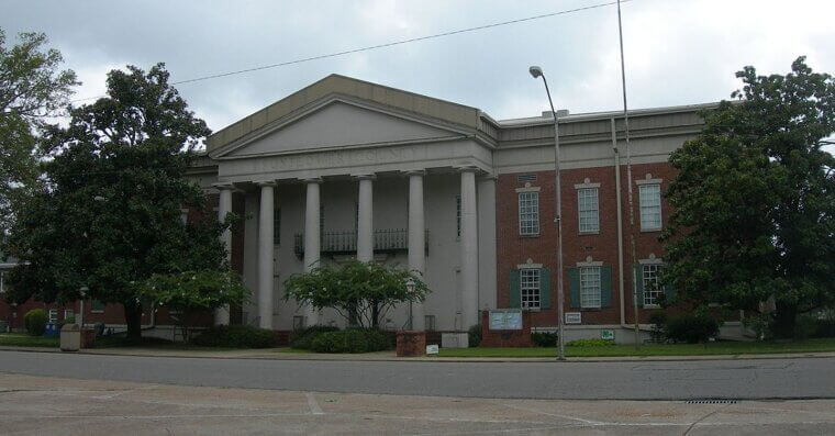 Indianola, Mississippi (-10.8%)