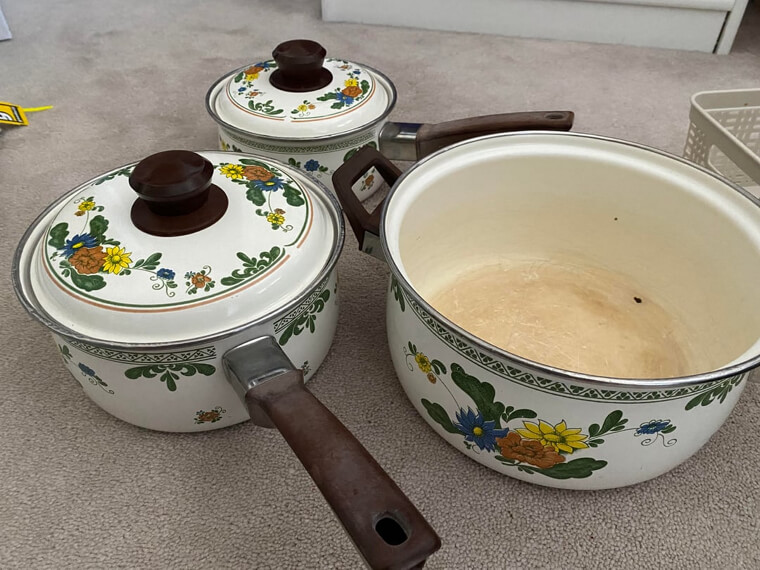 Cast Iron Skillets and Vintage Kitchenware