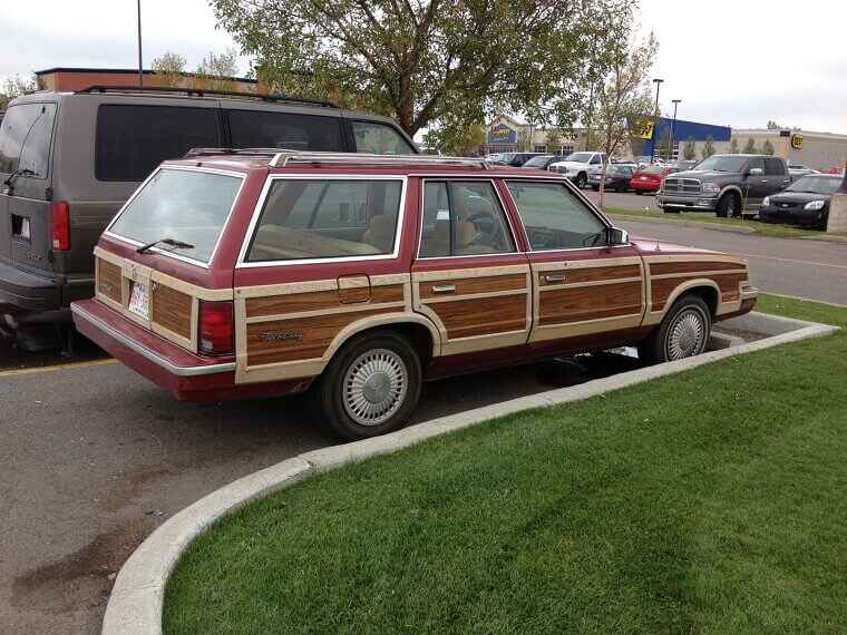 1984 Chrysler Town & Country Wagon