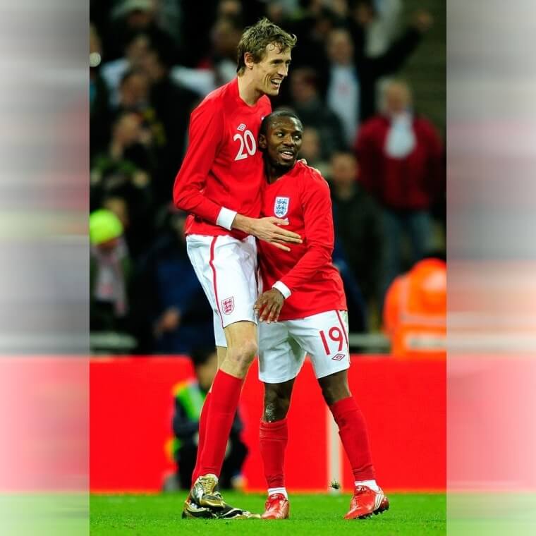 Peter Crouch – 6’7″