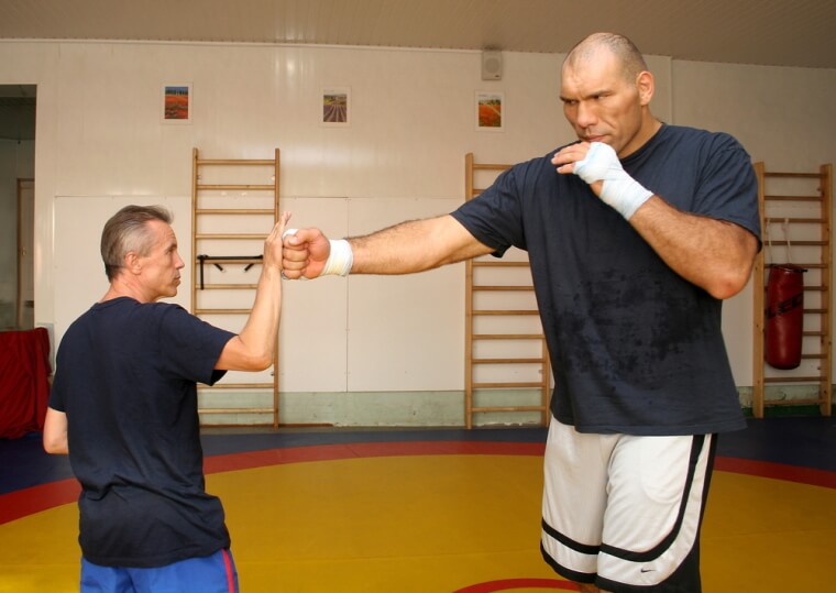 Nikolai Valuev – 7ft