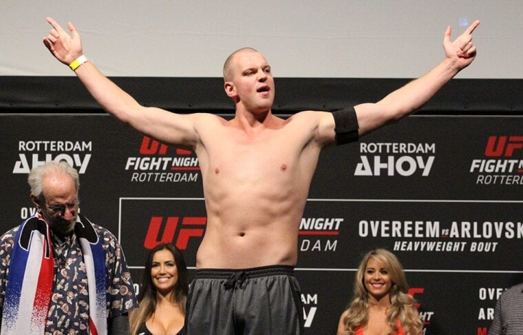 Stefan Struve – 7ft